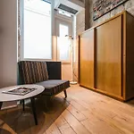 Le Marais - Place Des Vosges - Tournelles 86